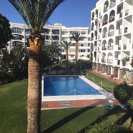 Edificio Verdemar - Stunning 1 Bed Apartment With Pool & Sea Views 네르하 외부 사진