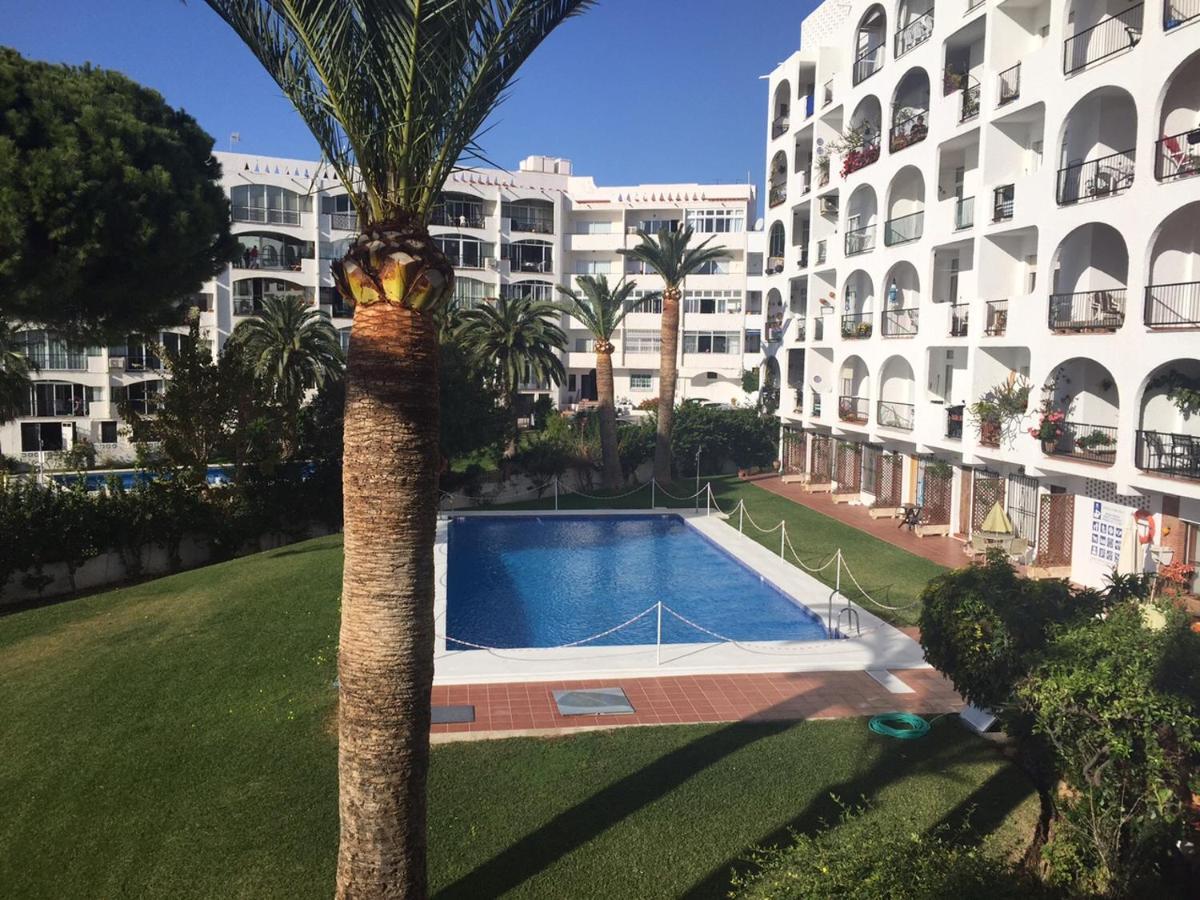 Edificio Verdemar - Stunning 1 Bed Apartment With Pool & Sea Views 네르하 외부 사진